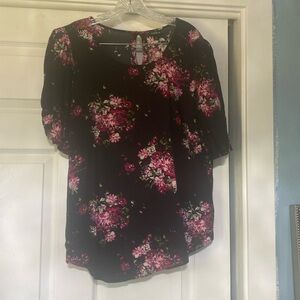 Ruched sleeve torrid floral top